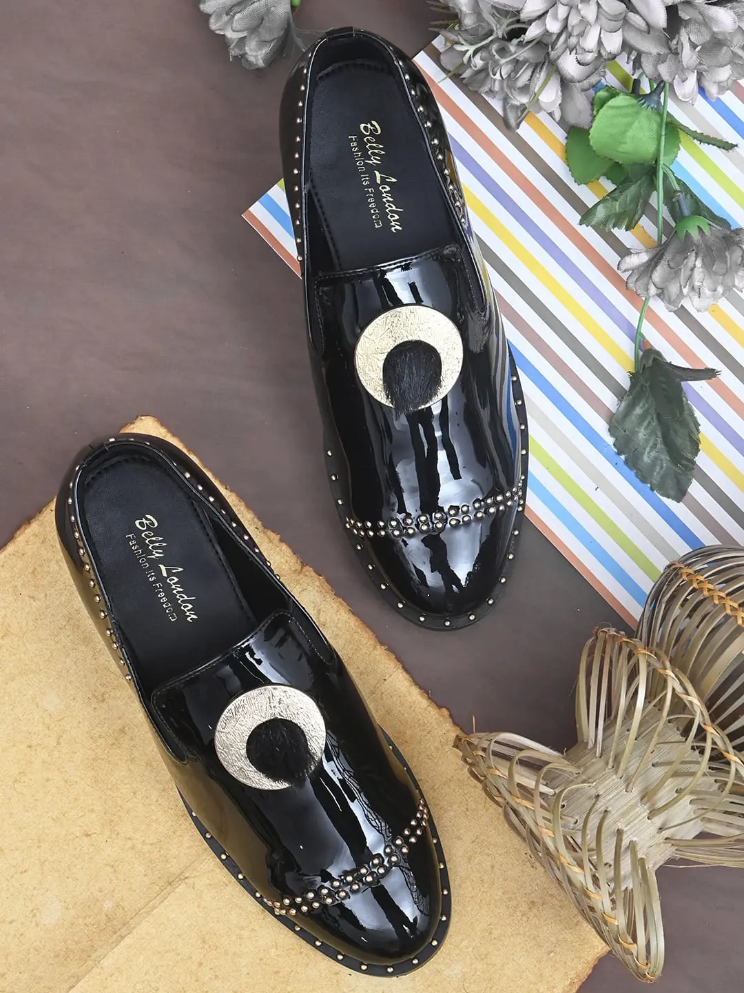 Stylish Women's Black Leather Dress Shoes Cuban Heel for Work Parties & Elegant Outfits Sleek Polished Look Ideal for Formal Occasions - Fashion