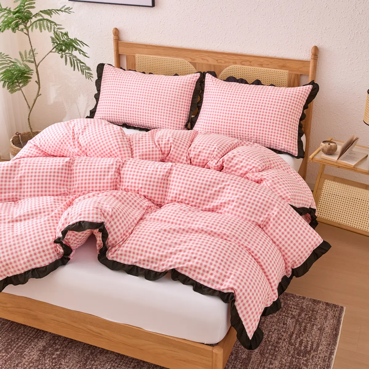 3pcs Ruffled Plaid Polyester Comfy Bedding Set, Soft Comfortable Floral Sheet and Pillowcase, All Seasons, Bedroom Dorm Hotel Gift, Soft Bedding Sets, Duvet Cover Sets