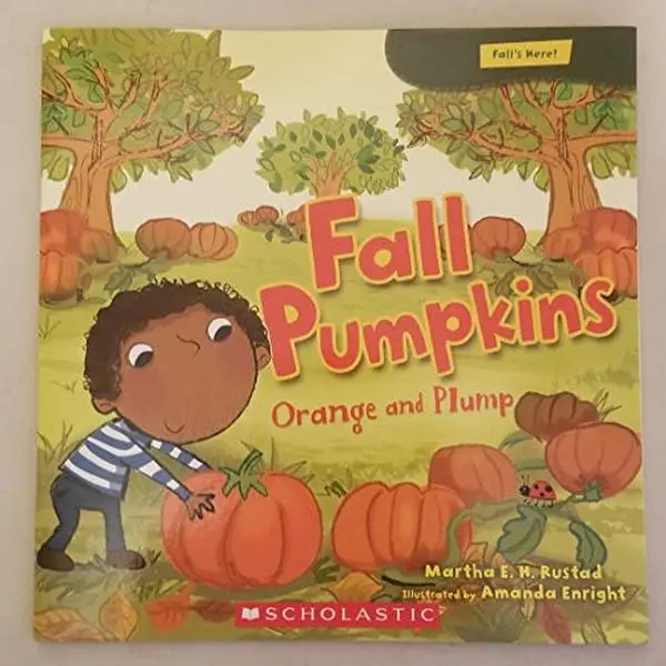 USED Book - Fall Pumpkins by Martha E.H. Rustad (Paperback)