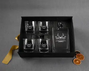 Compass Rose Design Nautical Decanter with Custom Shot Glasses, Personalized Whiskey Decanter Set in a Gift Box Navy Retirement Gift for Men