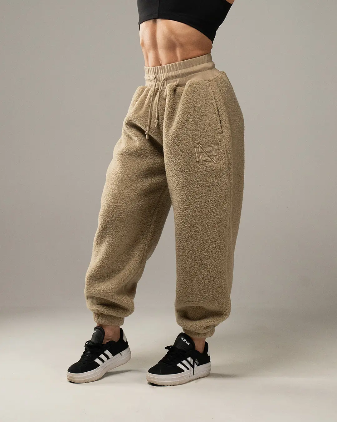 WOMENS OVERSIZED SWEATPANTS - SHERPA WOMENS OVERSIZED SWEATPANTS - SHERPA