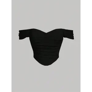 MOD Off Shoulder Ruched Asymmetrical Hem Ruched Waist Fish Bone Decoration Black Crop Top