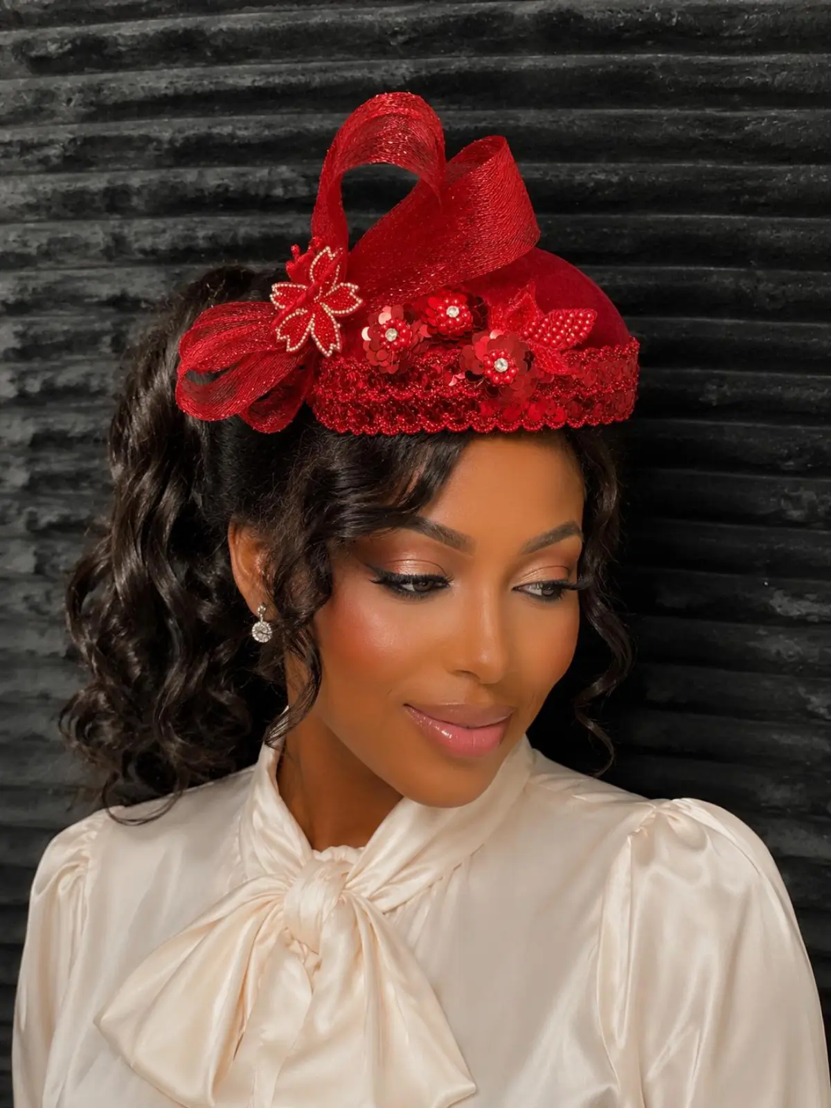 Luxury Red Floral Church Fascinator Hat – Elegant Women’s Dress Hat for Weddings, Tea Parties & Special Occasions