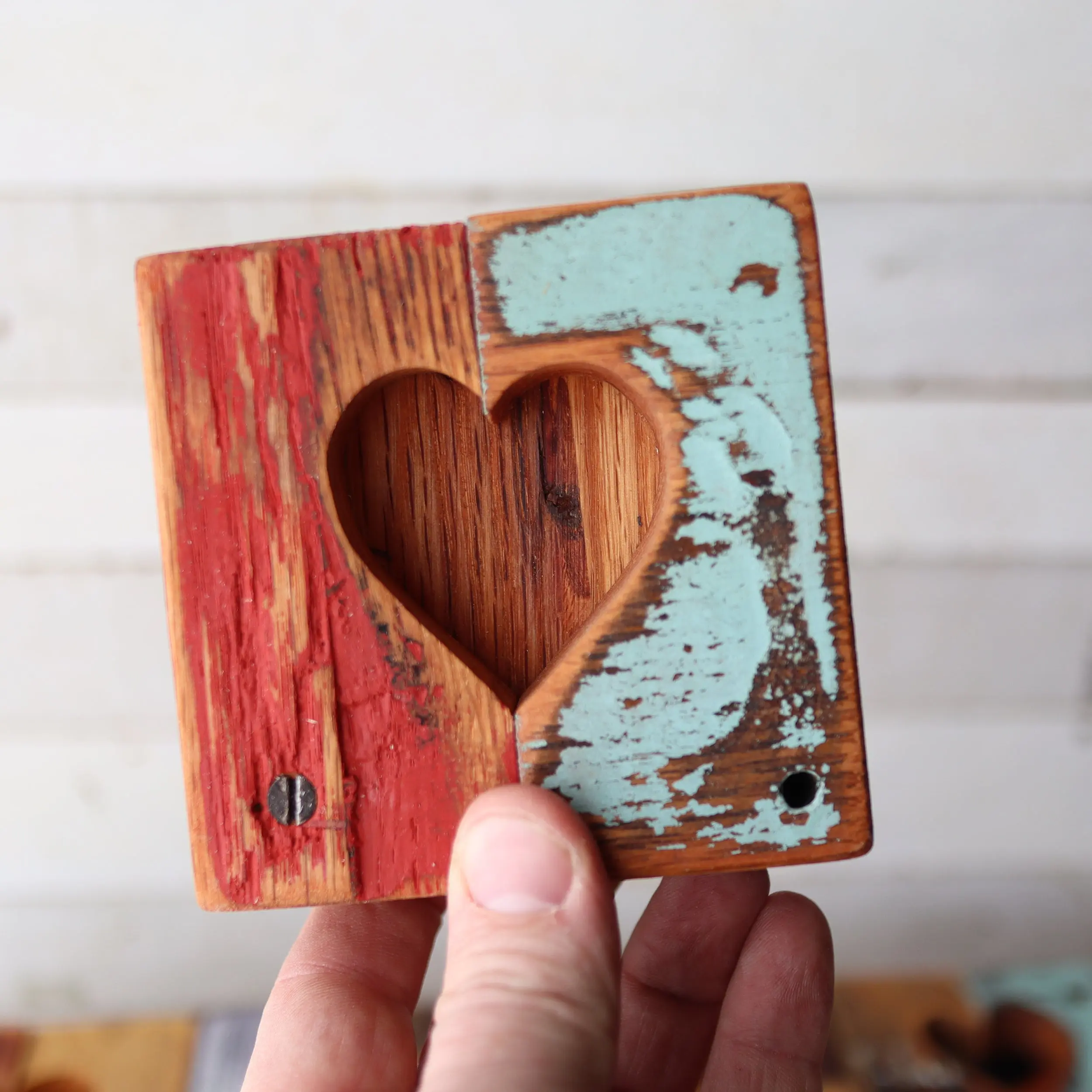 DIY Woodwork Rustic Heart Tiles - Handmade Reclaimed Wood Wall Decor, 1-of-a-Kind Shape Accent for Hobby Enthusiasts, One-Of-A-Kind