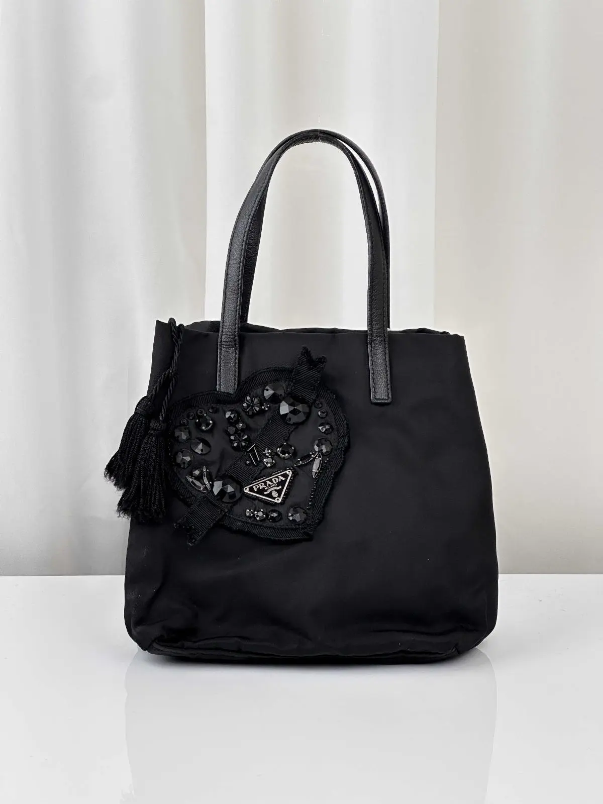 Pre-owned PRADA As Shown Shoulder Bags Evening Heart Handbag MR17072026B955