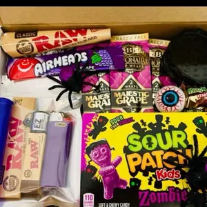 Halloween Gift Set | Perfect for Halloween Lovers | Gift Set