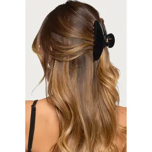 Clean Girl Hair Clip Clean Girl Hair Clip