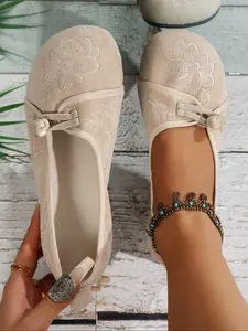 Women's Floral Embroidered Slip-On Shoes, Round Toe Flat Casual Sneakers, Comfortable Soft Sole, Spring & Fall Fashion