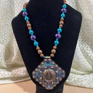 Western necklace