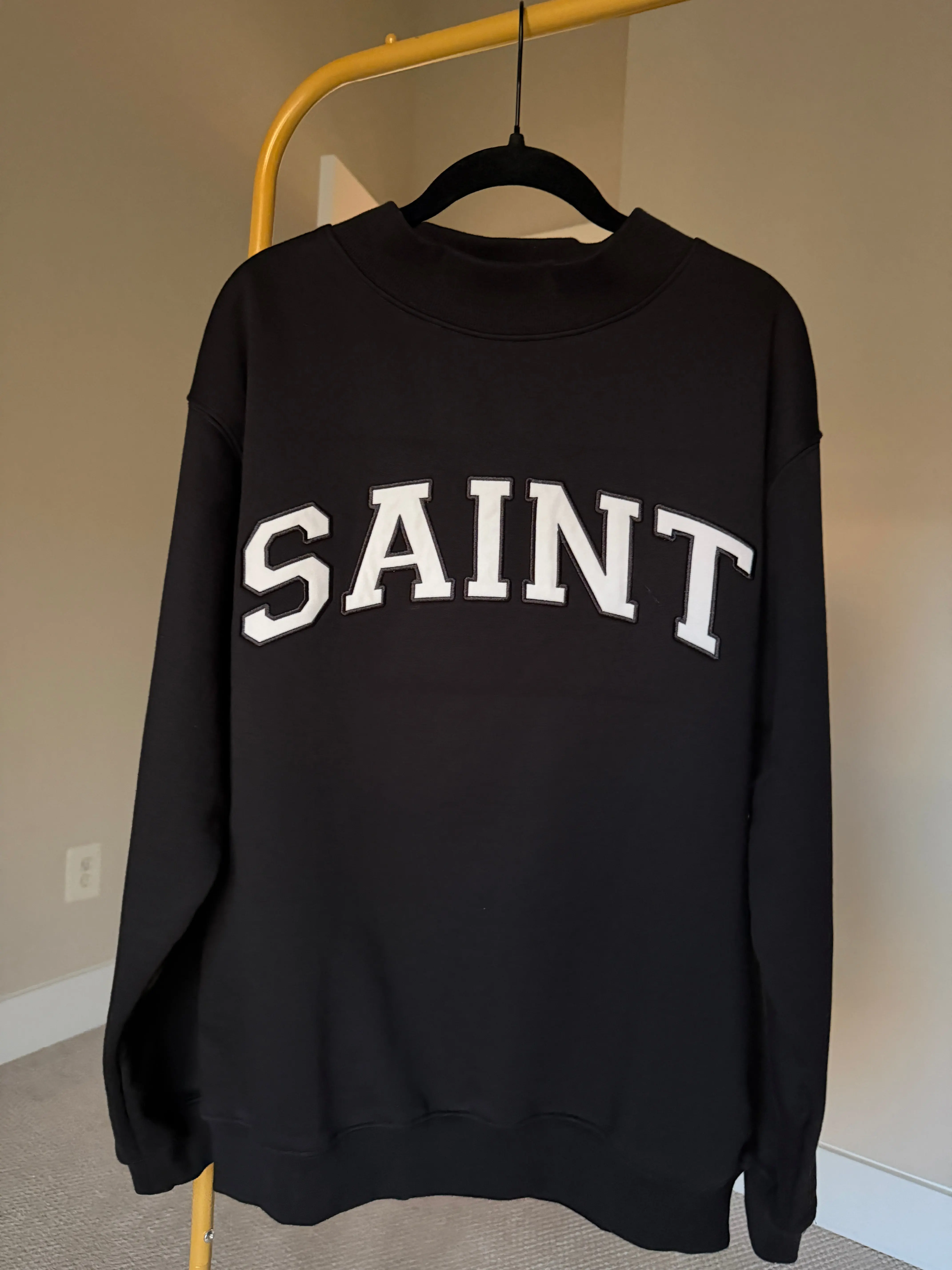 [Christmas Special]  "SAINT" Varsity Mockneck