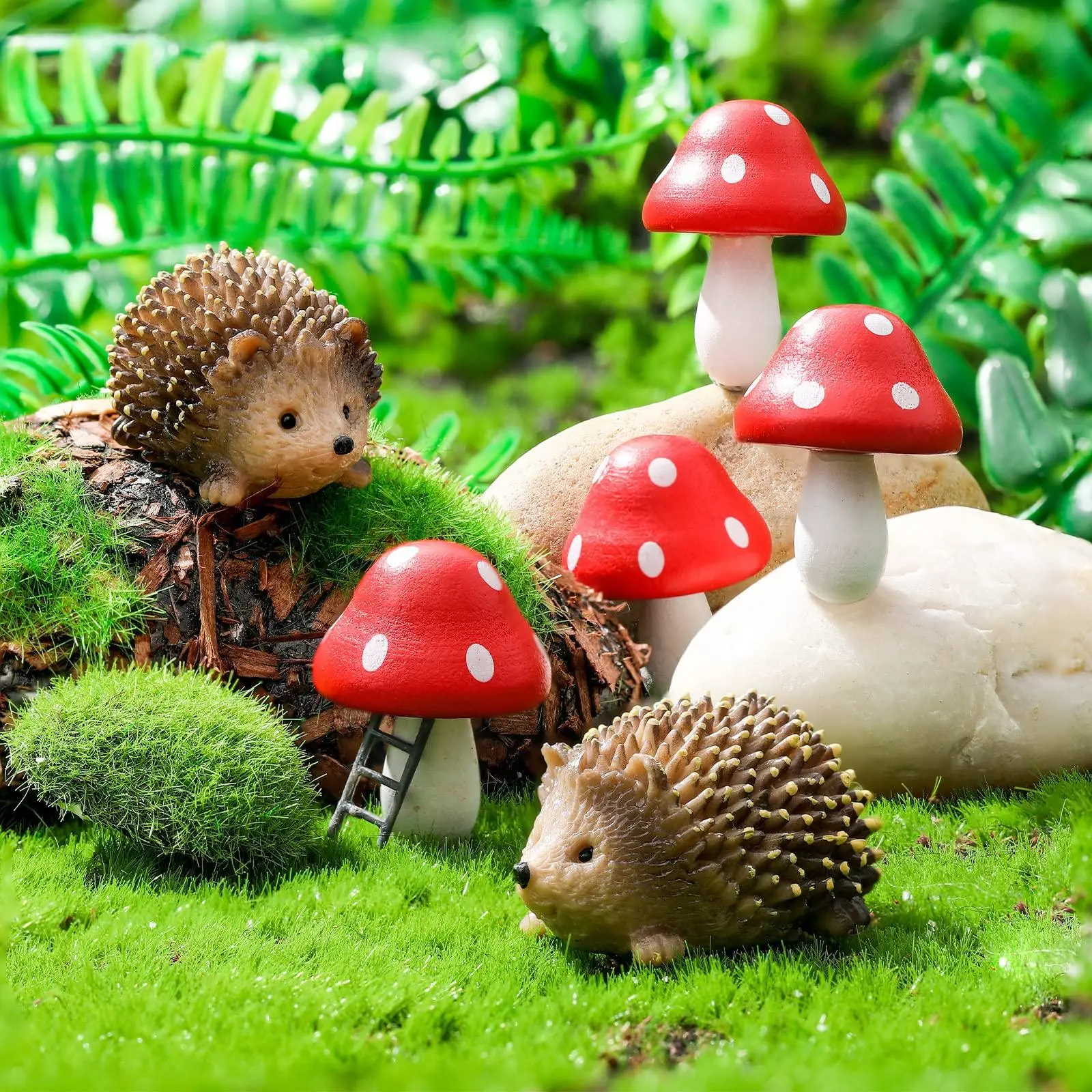 Fairy Garden Accessories, DIY Resin Hedgehog & Mushroom Outdoor Garden Decorative Animals Figurines, Miniature Moss Landscape Statues Craft Decoration, Garden Sculptures Statues