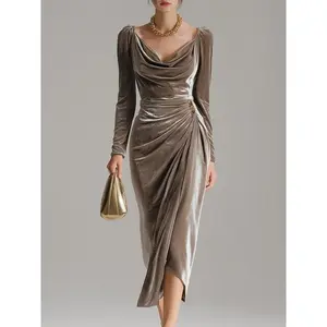 Autumn and Winter New Vintage Elegant Solid Color Velvet Dress, Fluffy Collar Design, Waist Strap, Metal Buckle, Irregular Hem, Long Sleeve, Party Date