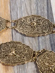 Western Bull Skull Engraved Concho Chain Belt