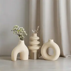Modern Ceramic Vase, 3 Counts/set Creative Design Vase, Desktop Decoration for Home Living Room Bedroom Office, Home Table Decor, Interior Ornaments, Flower Arrangement Vase, Modern Plant Vase, Ceramic Bouquet Vase