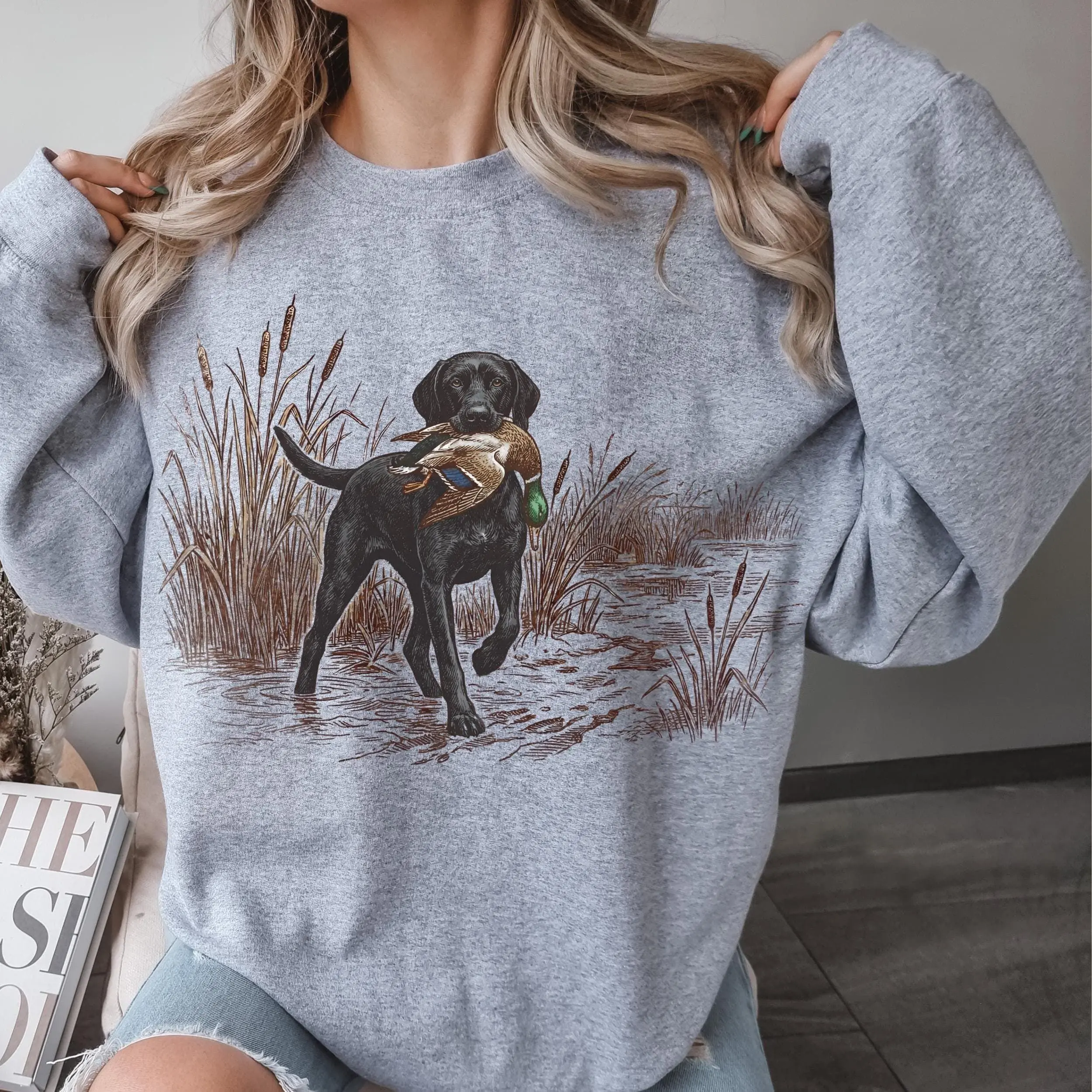 Vintage Black Labrador Retriever Bird Dog Hunting T-Shirt, Sweatshirt and Hoodie - Retro 90s Yellow Lab,Country Outdoor Crewneck, Unisex Rustic Wildlife Pullover