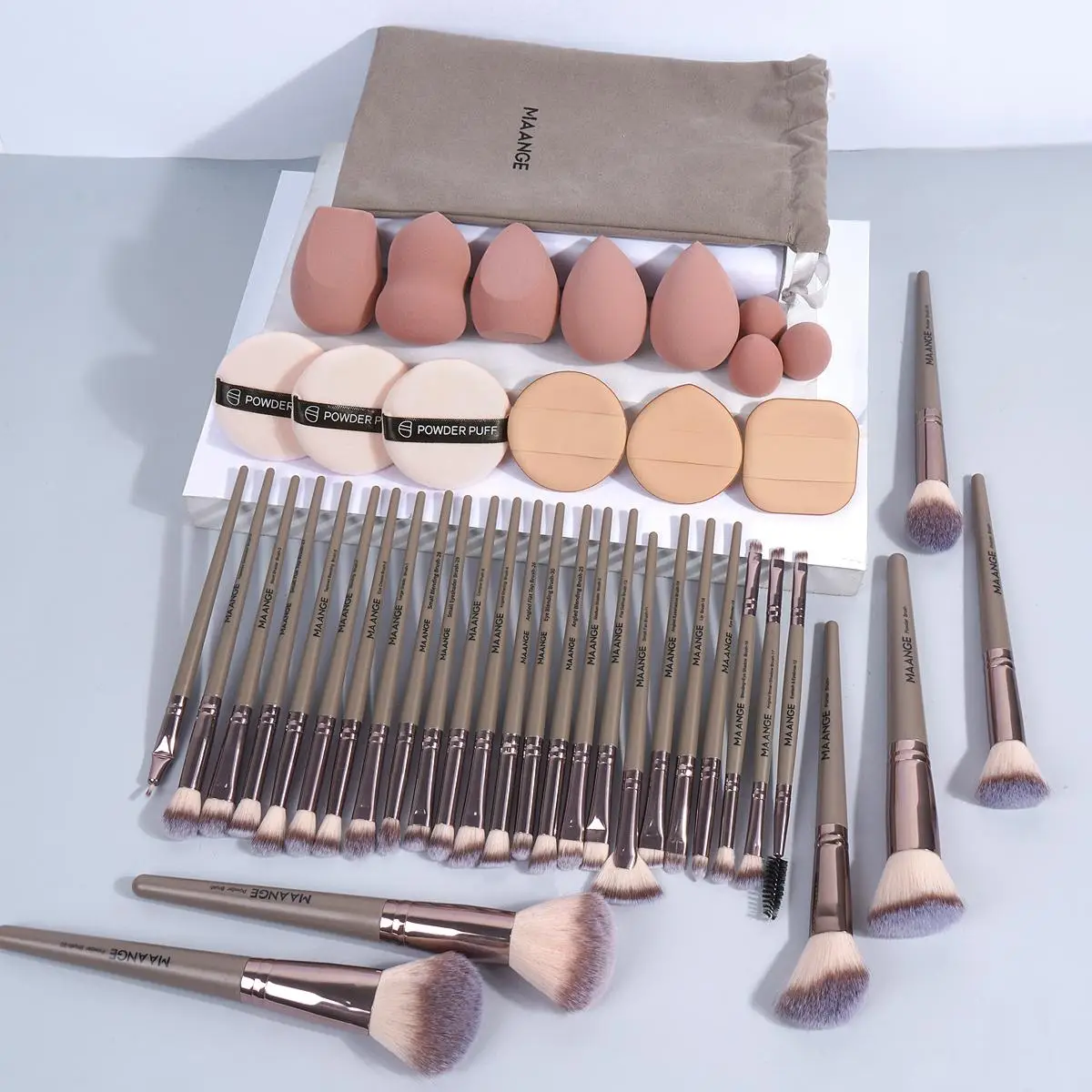 MAANGE Professional Makeup Brushes Set, 30pcs Makeup Brushes & 1 Velvet Pouch & 14pcs Multi-use Powder Puff, Makeup Tools for Women, Cosmetics
