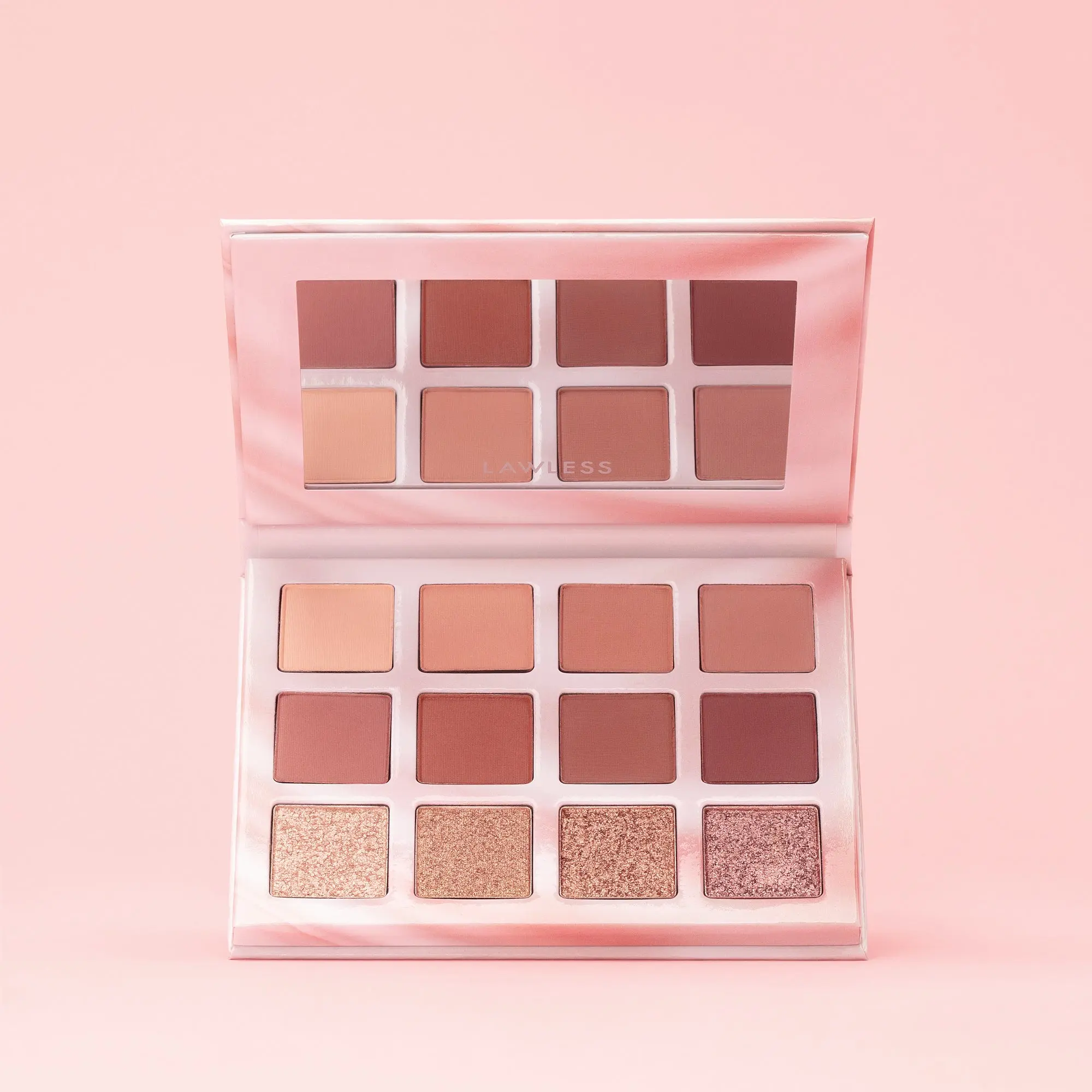 The Dreamy Daisy Talc-Free Eyeshadow Palette The Dreamy Daisy Talc-Free Eyeshadow Palette