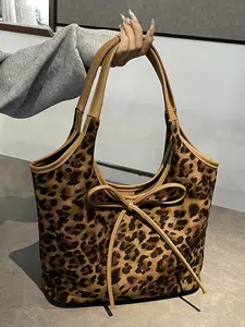 Retro leopard print casual shoulder tote bag, niche design contrasting leather handle shoulder bag, bow-decorated fashionable leopard print tote bag, trendy and versatile  multiple colors  from, suitable for daily travel, shopping, etc.