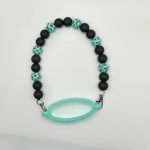 Beaded tumbler handle