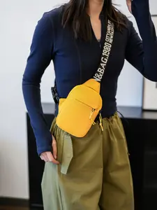 Men's Casual Solid Color Sling Bag, Lightweight Chest Bag for Travel & Daily Used, Casual Trendy Versatile High-quality Daily Commuting Bag