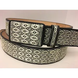CINTO CHARRO BORDADO. WESTERN BELT. CINTO PLATA