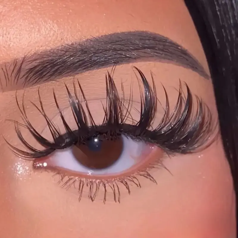 Divinity Strip Lashes - Elegant Eyelashes for Makeup Application, Soft and Flexible Design, Perfect for Everyday Wear