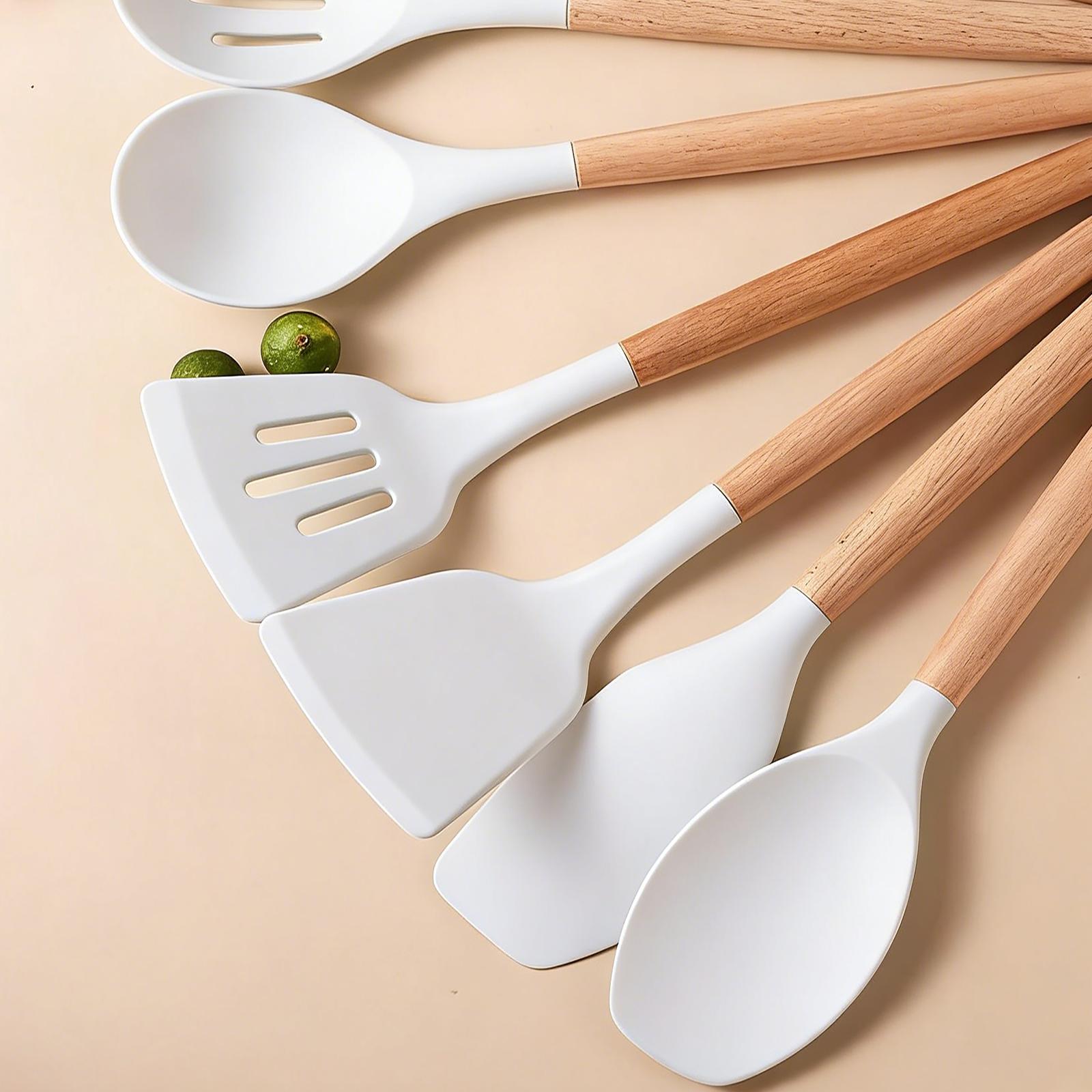 19-piece silicone kitchen utensil set, cooking tools with wooden handles, non-toxic, BPA-free, silicone spoon, rotating clamp, kitchen utensils, nonstick utensils with stand—an excellent choice for mothers, friends, or loved ones, kitchen soup ladle.