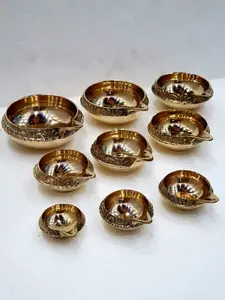 Handmade pure brass kuber diya/Indian Pooja diya/Vilakku