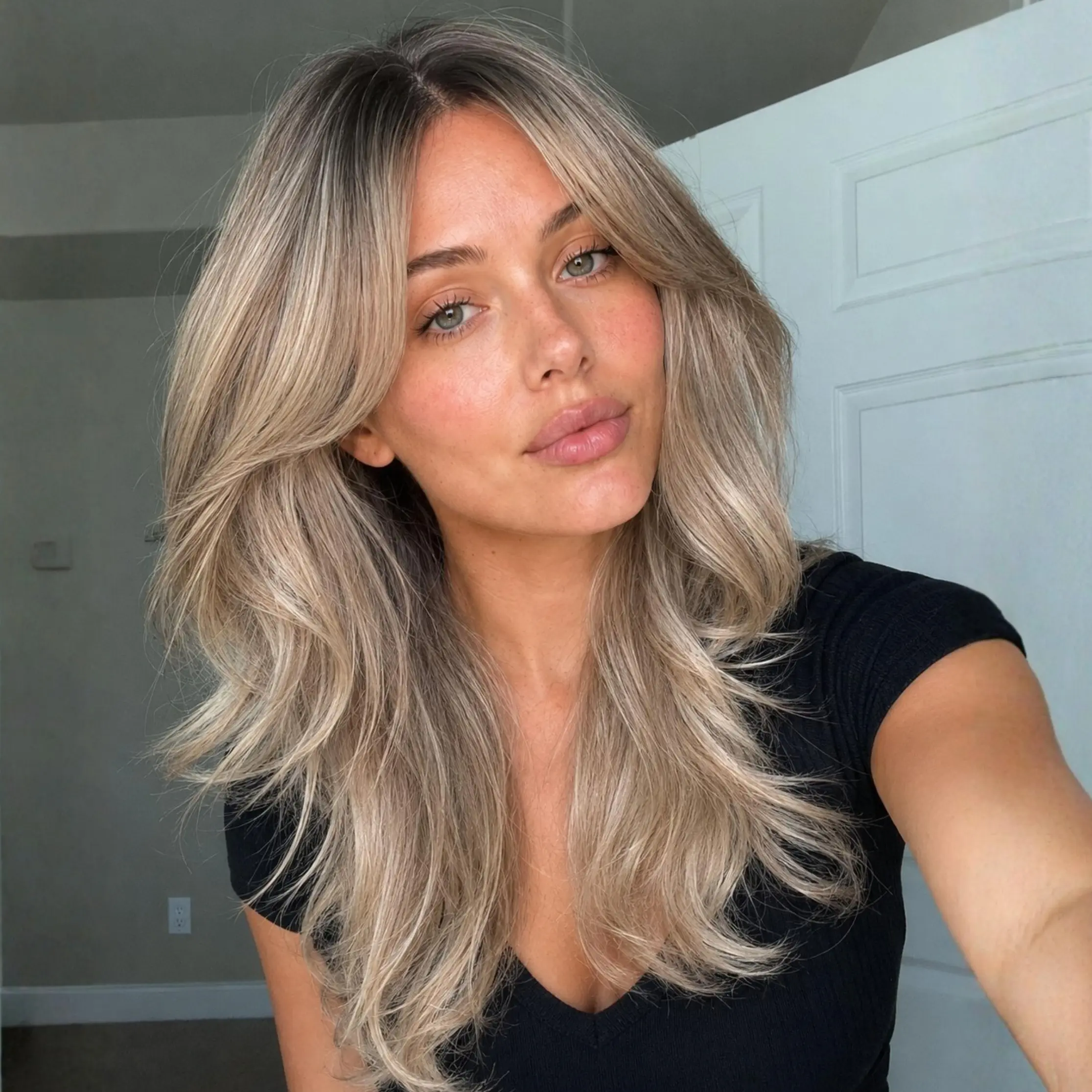 Cassie - OnNat One Brush Blowout Wig | 22-inch Shadow Rooted Balayage Loose Waves Glueless Pre-cut Wig With Bangs Knotless Premium Scalp-Like Design On-ready Effortless Salon Face-framing Style Breathable Cap For All Day Comfort blonde synthetic wig