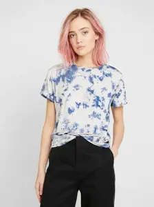 Miao Heritage Batik Tee – Handcrafted Indigo Cotton Shirt for Women activism  shirt