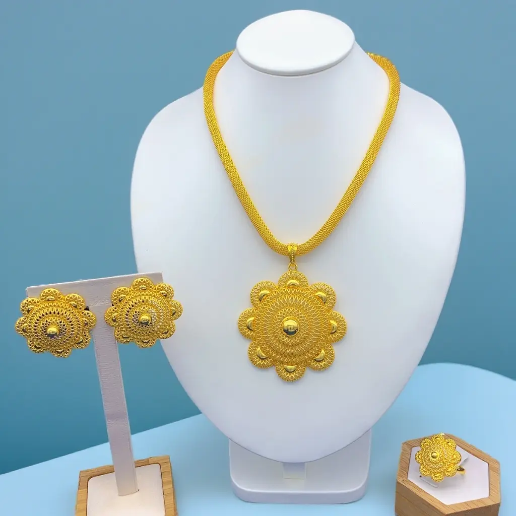 Women's 3-Piece Gold-Plated Copper Costume Jewelry Set - Chic Geometric Flower Pendant Necklace, Drop Earrings, Ring, Stylish Casual Girly Flowers Jewelry Set for Wedding & Daily Wear, Copper Jewelry Set, Casual Jewelry Sets