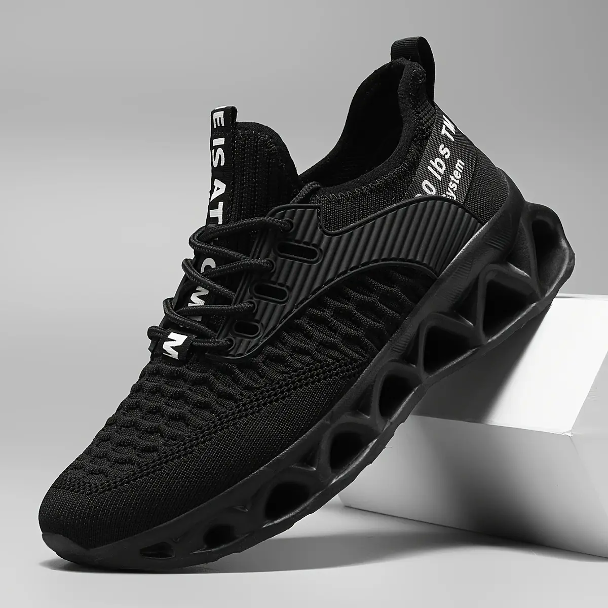 A pair of men's and women's sports and leisure shoes - light and breathable mesh running shoes, with shock absorption function, non-slip sole, lace-up closure, men's and women's shoes