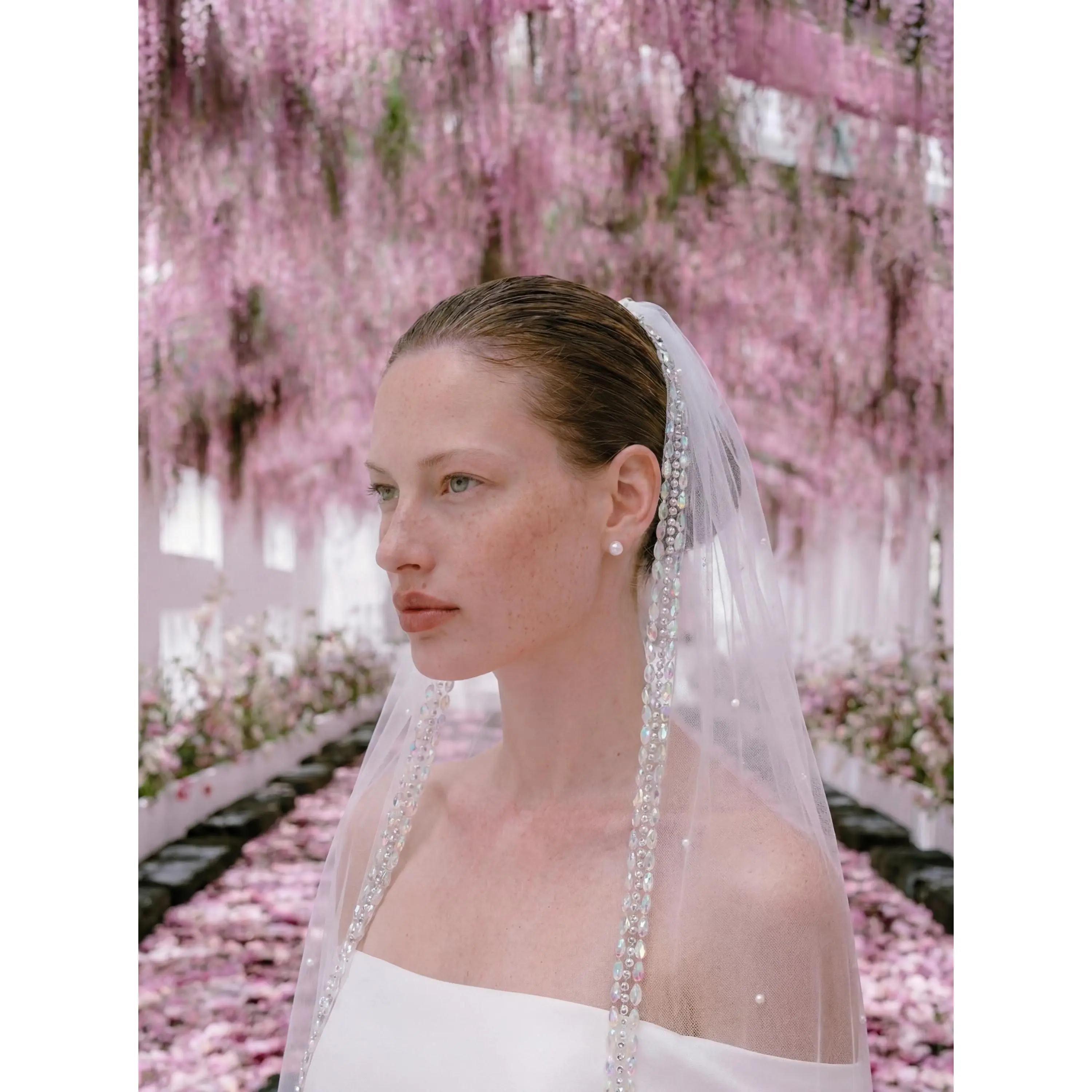 Pearl Trim Veil with Iridescent Beading
