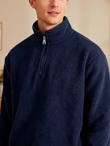 Men's Fall Winter Outfits Plain Polar Fleece Stand Collar Half Zip Pullover Long Sleeve Sweatshirt for Daliy Wear, Old Money Style Casual Versatile Essential Wardrobe Item.