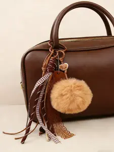 Retro Gentle-Style Bag Plush Ball Keychain, Paired With Woven Tassel Rope, Heart Pendant, Bag Decoration, Fashion Bag Charms, Keychain, Suitable For Work Bags / Shoulder Bags, Perfect For Daily Commuting / Dating