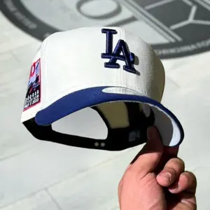 New Era LA White Blue Snapback Hat 9FIFTY Style Adjustable Cap | High Crown Flat Brim Baseball Hat For Men & Women, Premium Embroidered Logo, Side Patch Detail, Breathable Streetwear Urban Fashion Casual Collector Edition