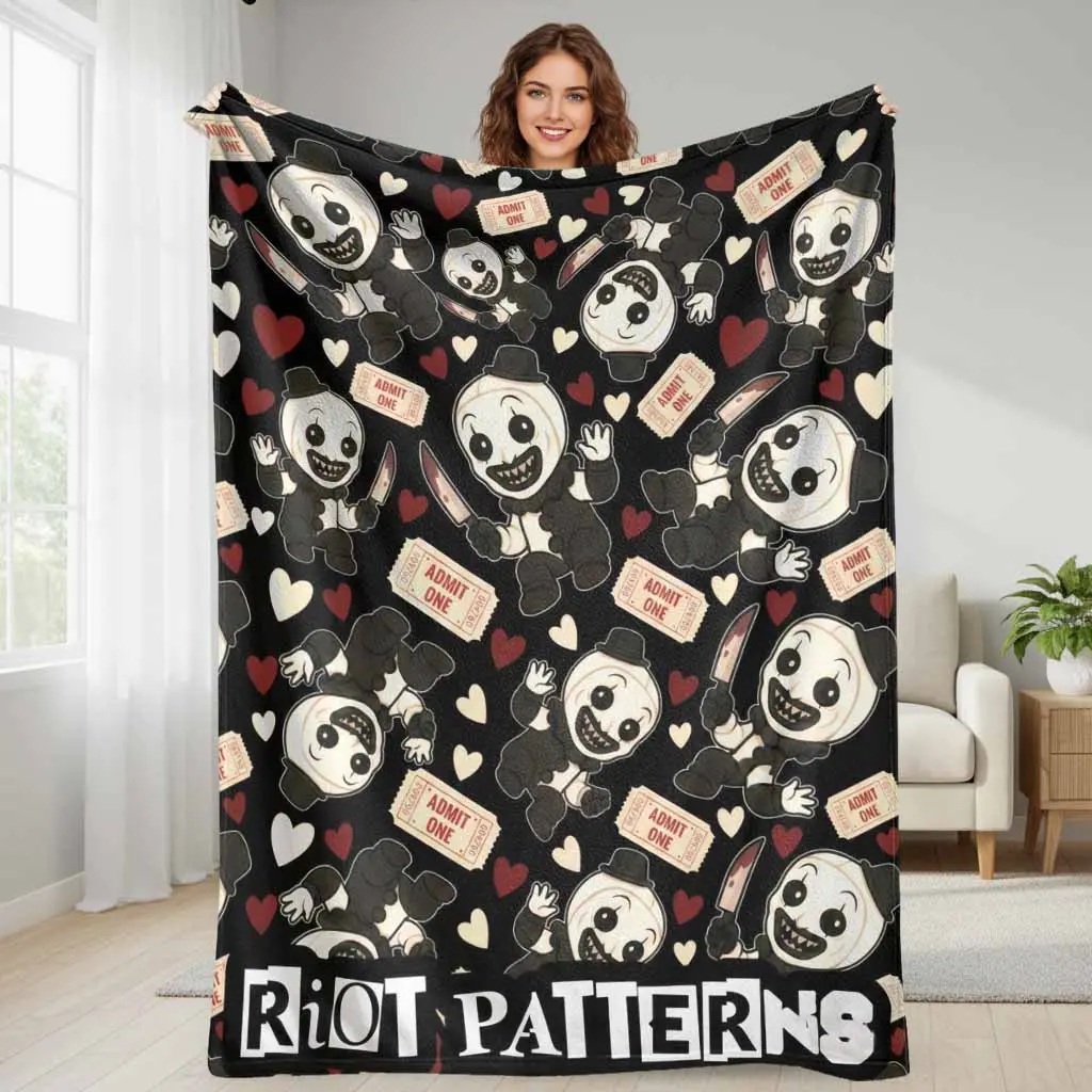 Terrifier Pumpkin Head Lightweight Flannel Fabric Blanket - Cartoon Pattern, Creepy Knife & Heart Print, Wrinkle Resistant, Body-Warming, Multi-Size Throw for Couch, Bedroom Gift