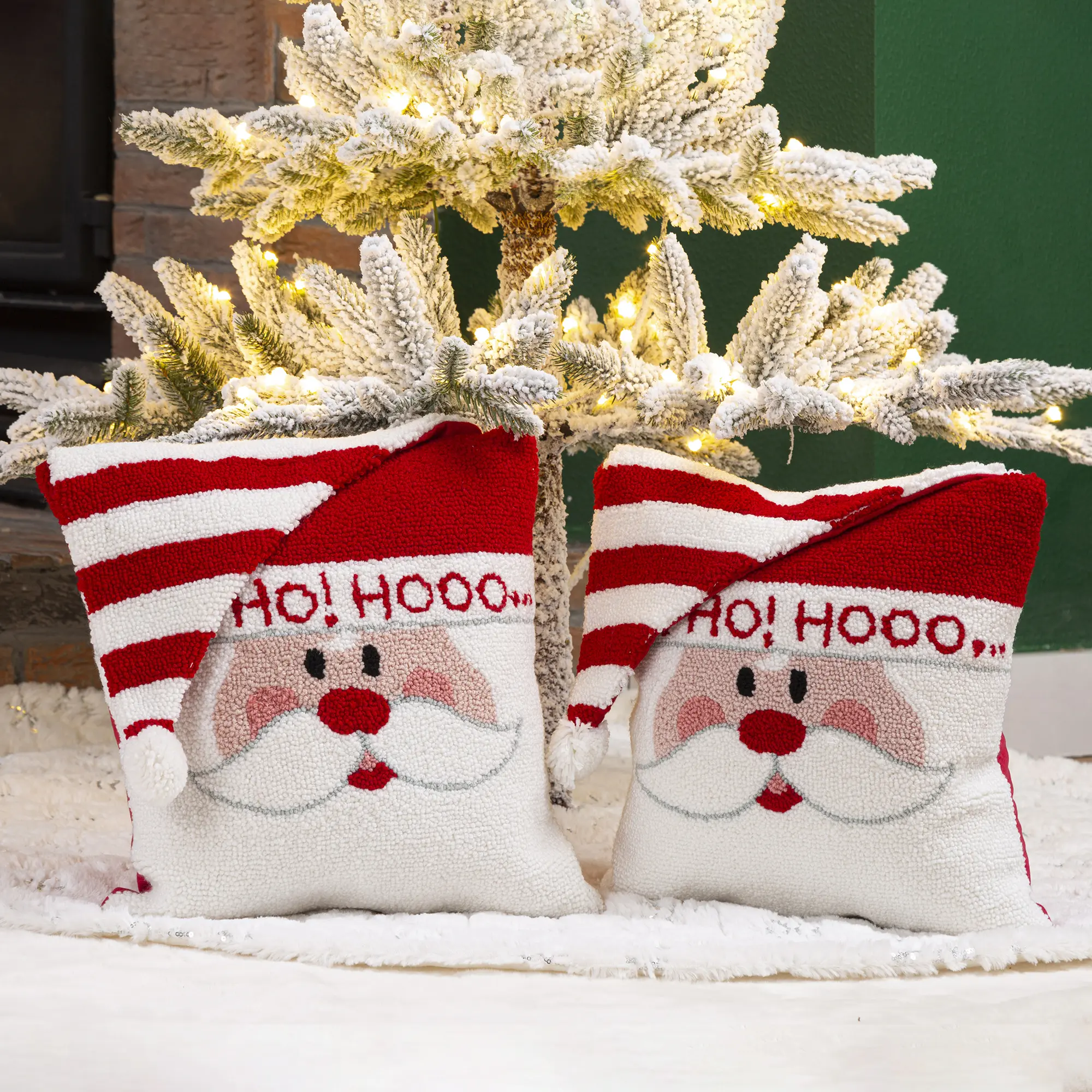 Glitzhome 13.98"L Hooked 3D Snowman/Santa Pillow