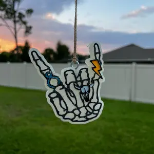 “Skelly Hand” In The Scent - Copper Coconut