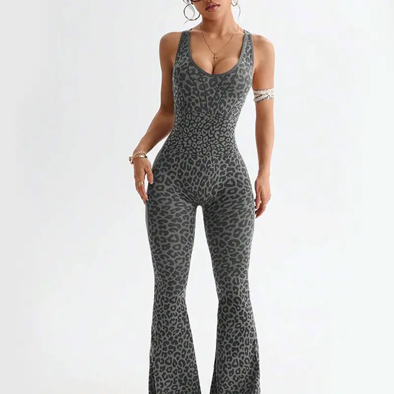 reversal ATHLETIC WEAR LEOPARD 上下セット NVWA Women's Leopard Print Flared Sports Jumpsuit - Backless
