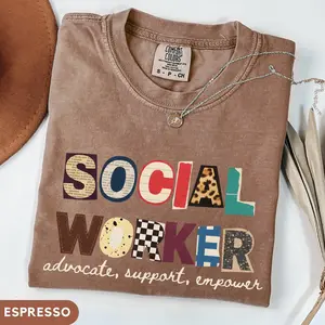 Retro Social Worker Shirt, Y2K  LSW Student grad 2026, School counselor sweatshirt, social work month appreciation gift