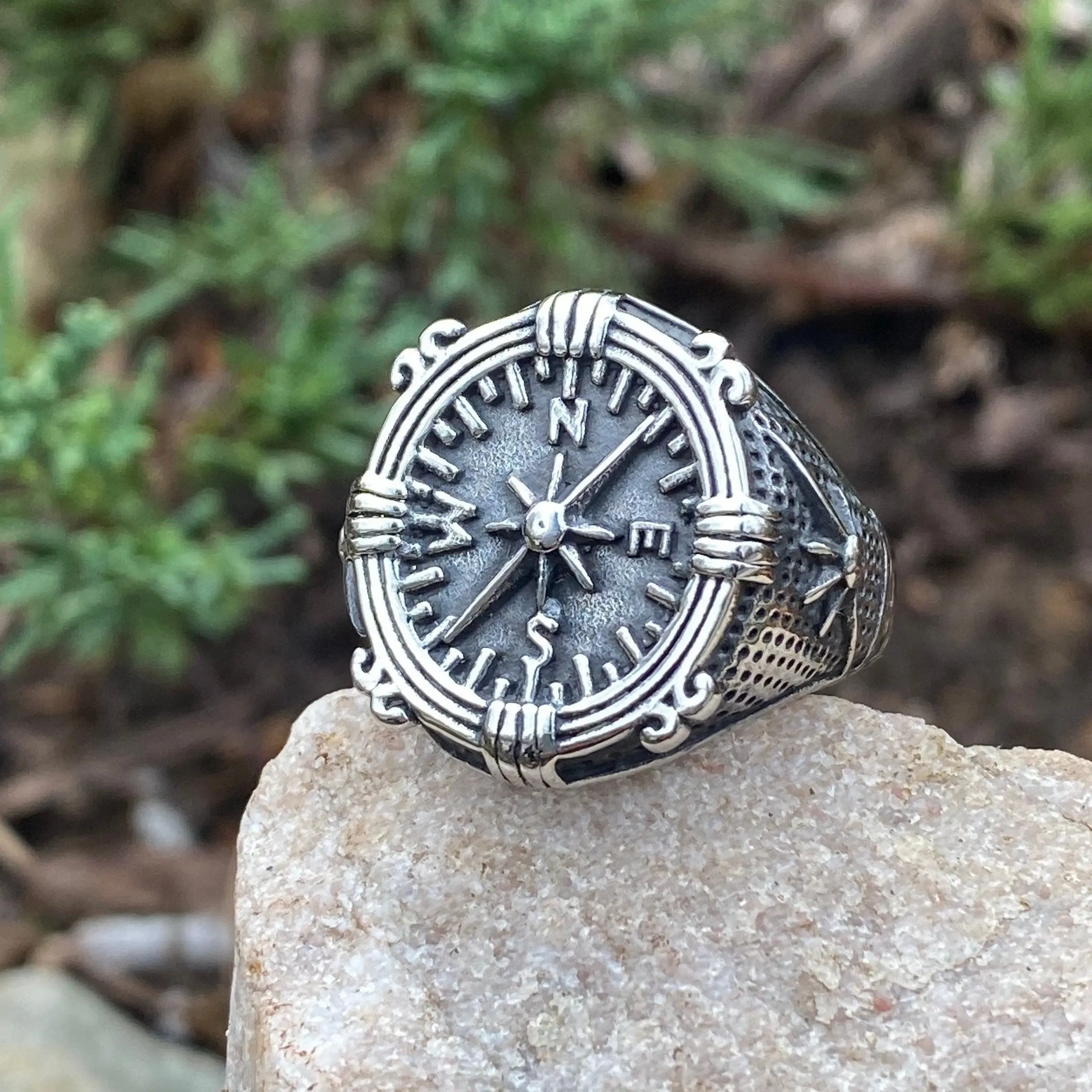 Compass Ring