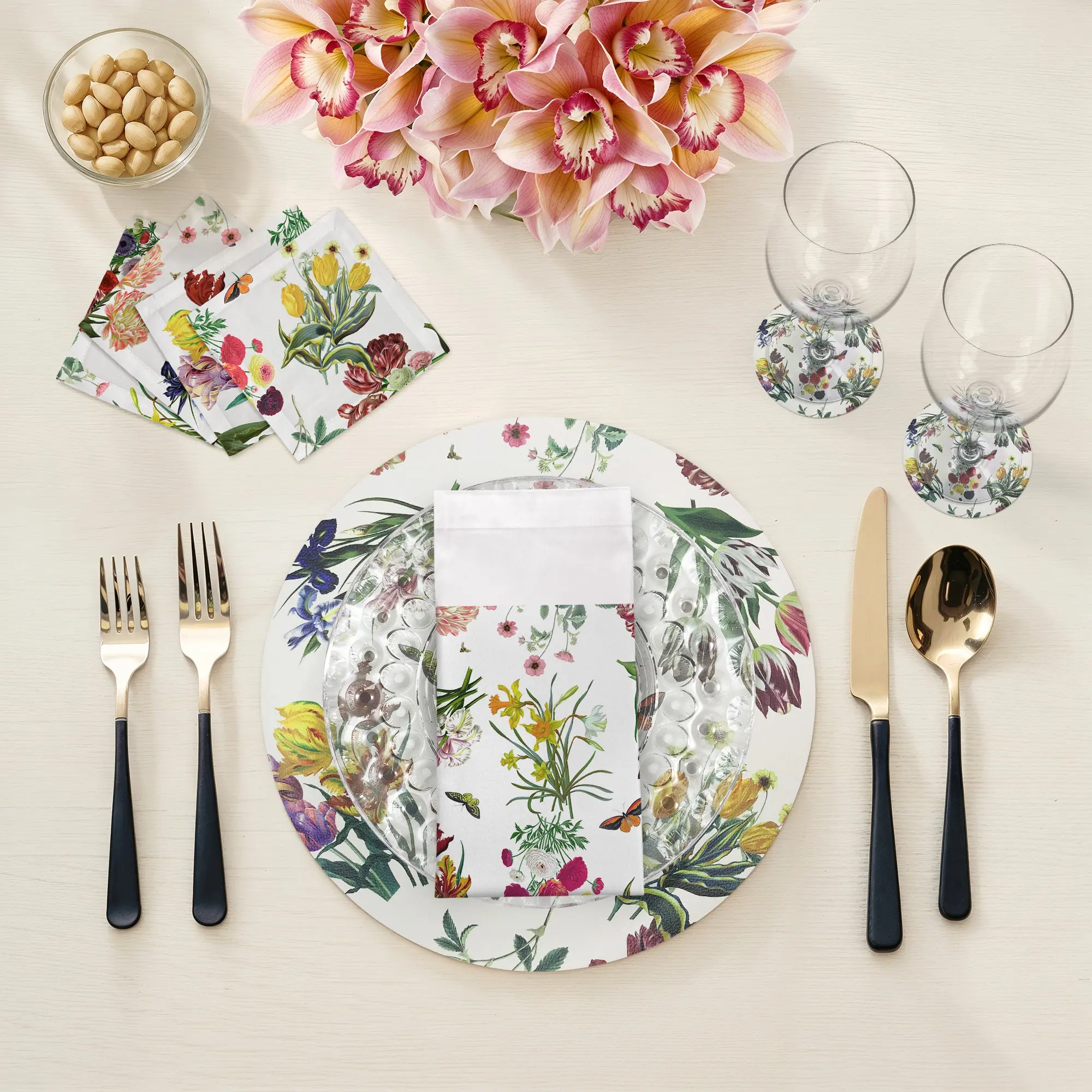 Flora Fauna White Vegan Leather Round Pebble Placemat