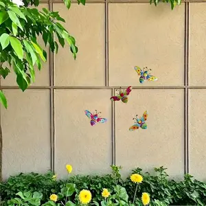 Set of 4 Iron Bee Wall Art, Vibrant Garden Decoration, Easy Installation, No Power Needed, Ideal for Fences, Yards, Farms, Sturdy Construction, Beauty and Resilience, Sturdy Iron Bee and Flower Ornaments