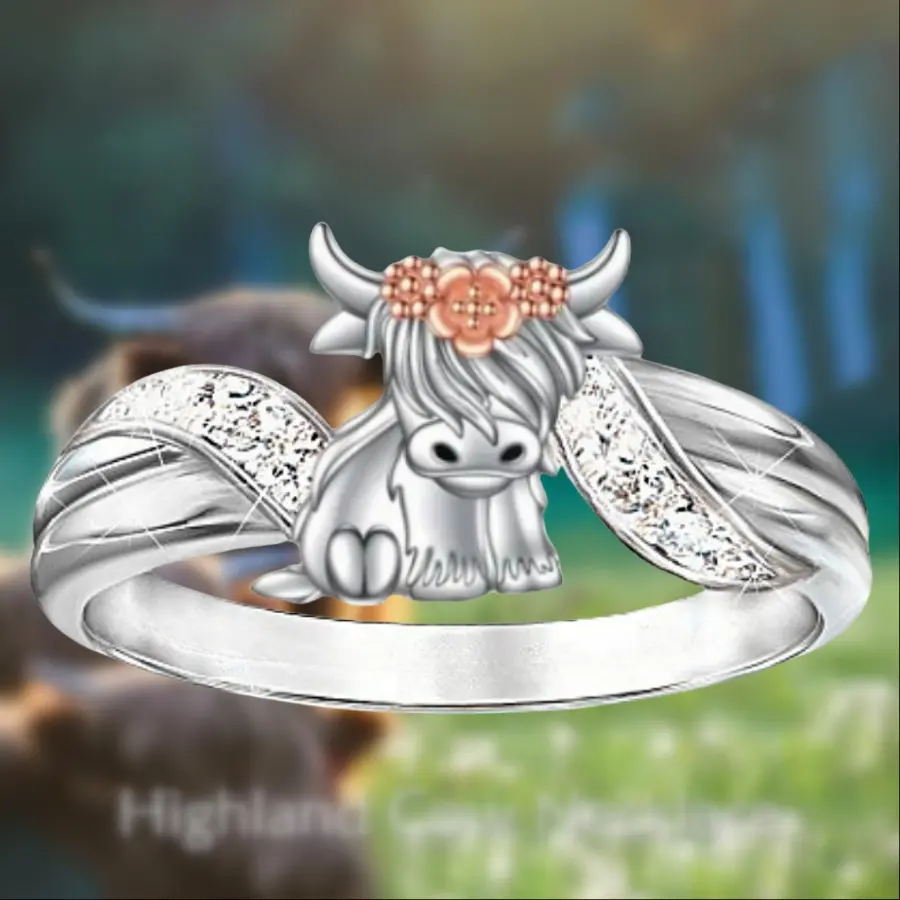 Chunky Highland Cow Statement Ring for Women, Funky Unique Costume Jewelry, Cute Party Wear Accessory & Anniversary Gift, Womens Gifts, Gifts For Girlfriend, Gifts Adults