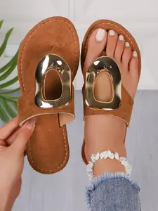 Summer Stylish Women's Leopard Print Flip Flops with Eye-Catching Metallic Buckle, Soft Sole for Casual and Vacation Wear, Trendy Wild Style Footwear
