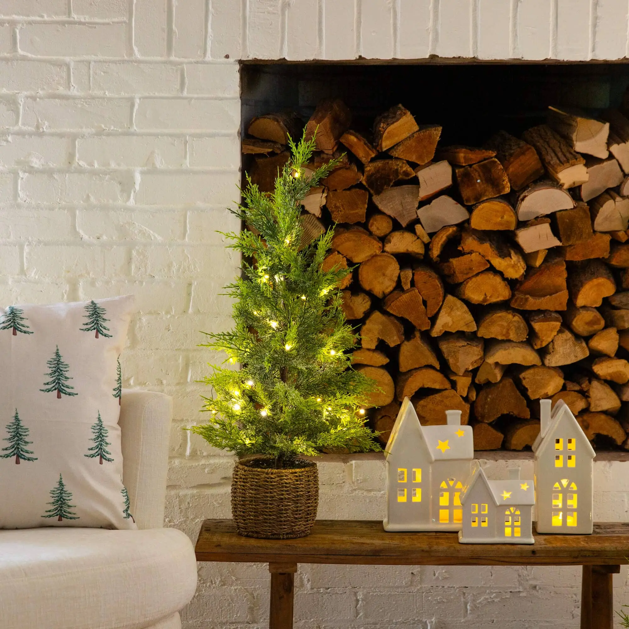 32" Farmhouse Pre-Lit Lightly Snowed Artificial Cypress Christmas Tree - 30 Warm White LED Lights, Decorative Weaved Basket, Dry Battery Power, Standing Classic Christmas Decor for Home Holiday Decoration, Batteries