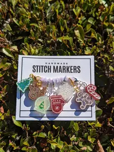 Holiday Stitch Markers - Christmas progress keeper, winter stitch markers, glitter crochet gift, knitting notion, holographic glitter