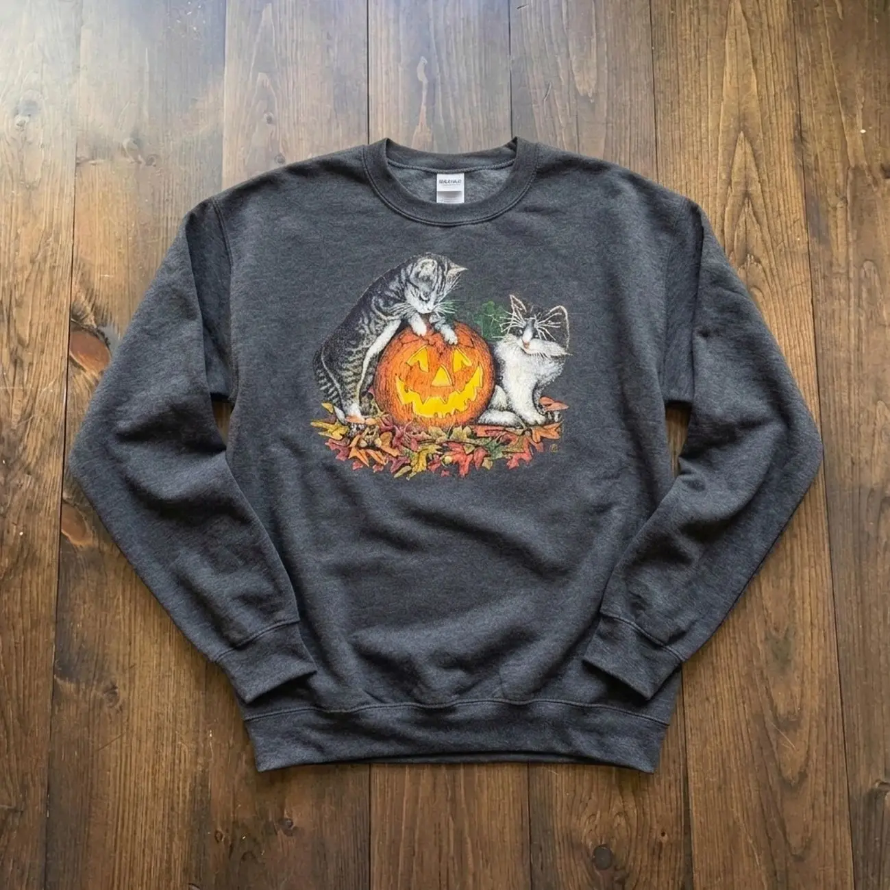 Cat Pumpkin Halloween Sweatshirt - Cute Retro Kitten Crewneck Cozy Fall Spooky Season Pullover Cat Mom Gift