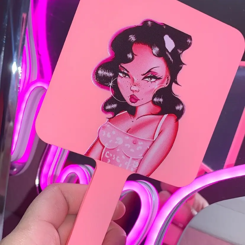 Doll Mirror
